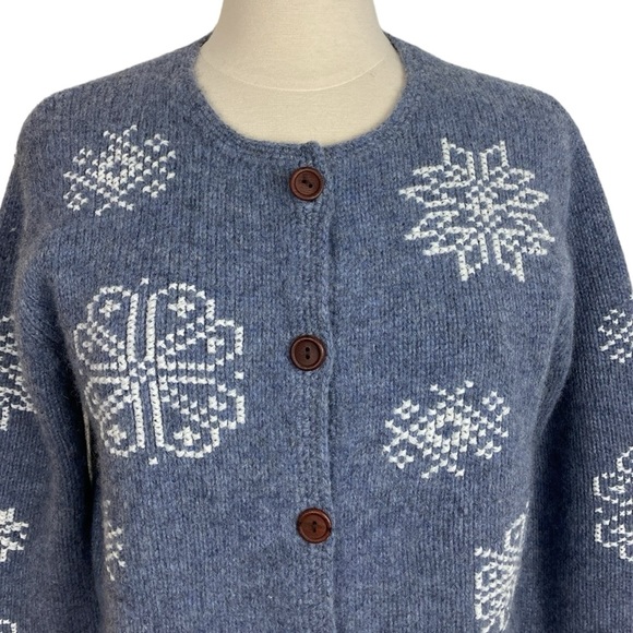 Skyr Blue Nordic Wool Snowflake Cardigan - Picture 2 of 11